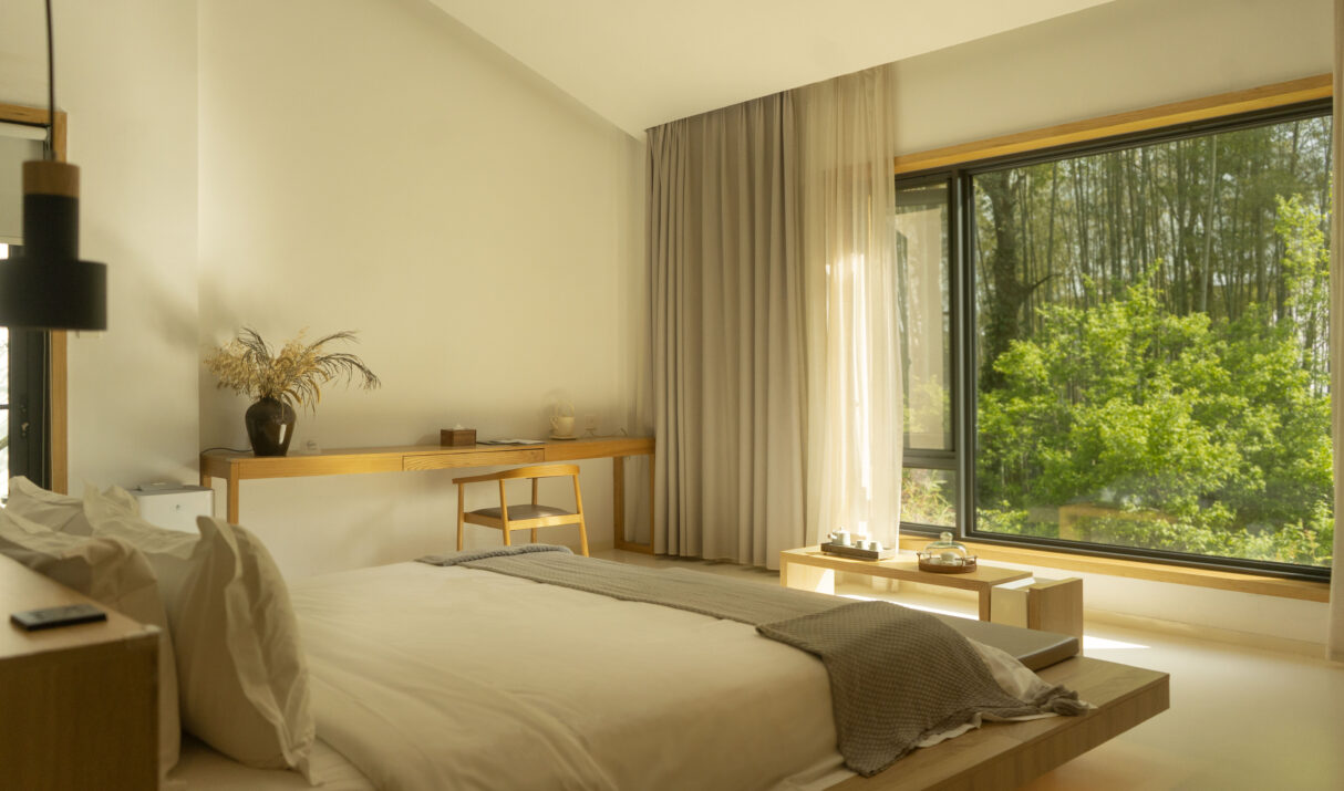 Garden View King Room