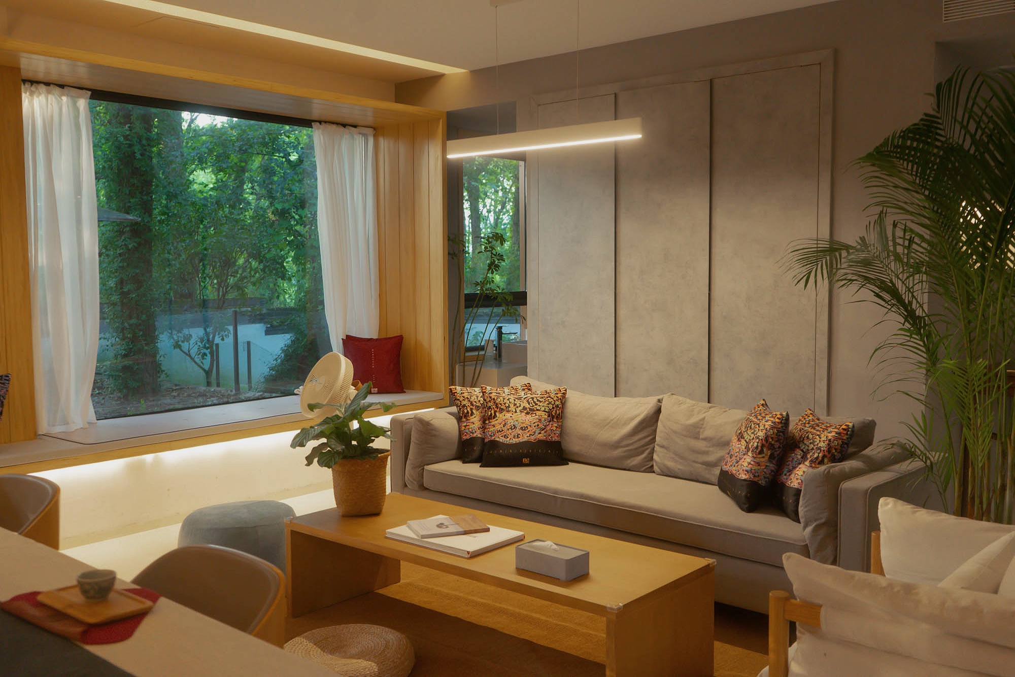 {"data":{"pictureId":"cd9ba2ad45334754aad50d2f17be8476","appversion":"6.1.0","stickerId":"","filterId":"","infoStickerId":"","activityName":"","os":"android","product":"retouch"},"source_type":"douyin_beauty_me"}